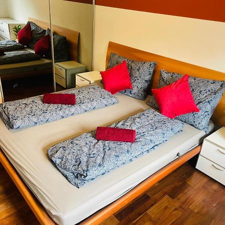 Super Deluxe Apartment - Near U6, U3 In City Center Wiedeń Zewnętrze zdjęcie