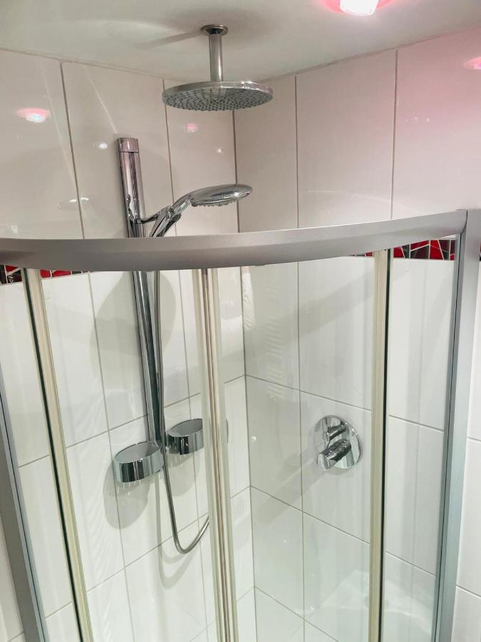 Super Deluxe Apartment - Near U6, U3 In City Center Wiedeń Zewnętrze zdjęcie
