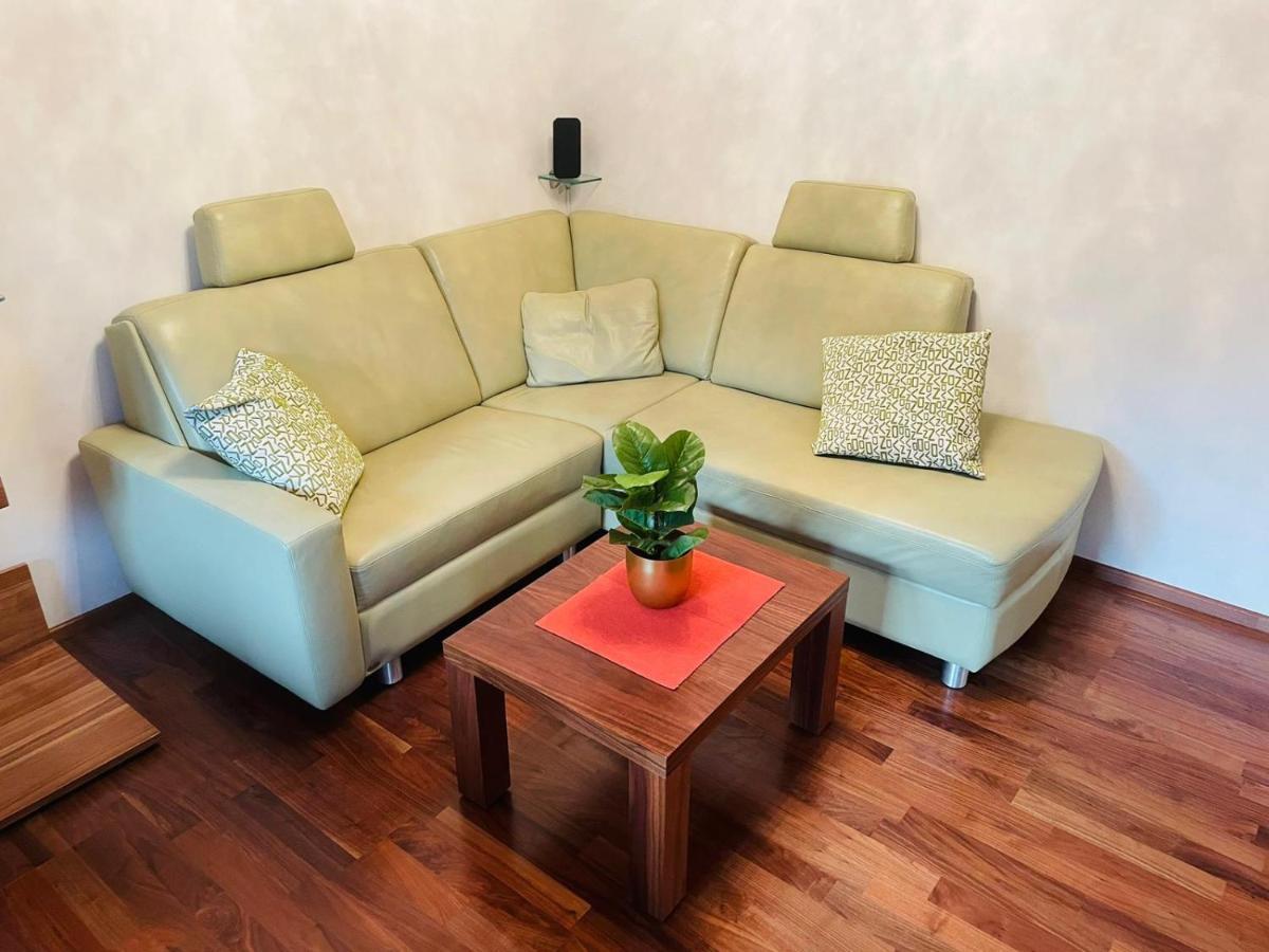 Super Deluxe Apartment - Near U6, U3 In City Center Wiedeń Zewnętrze zdjęcie